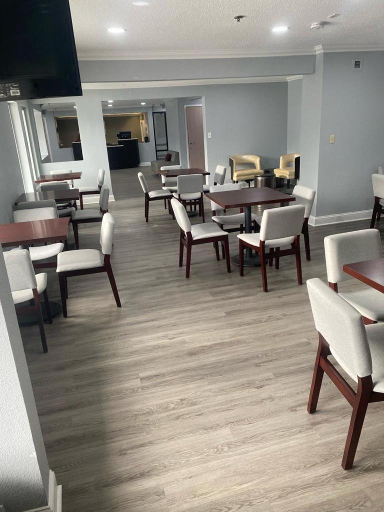 Inn Quality Colchester - 2*